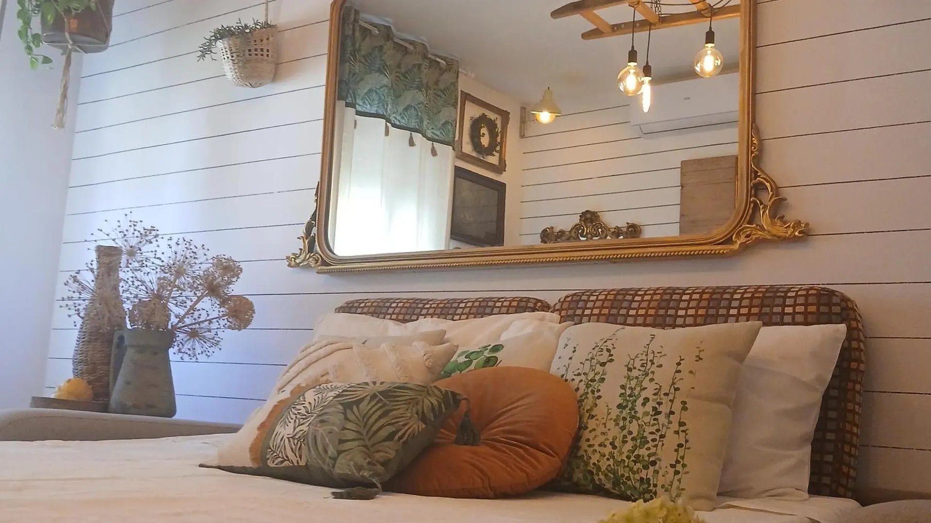 Tropical Home Porto Ceresio Apartment